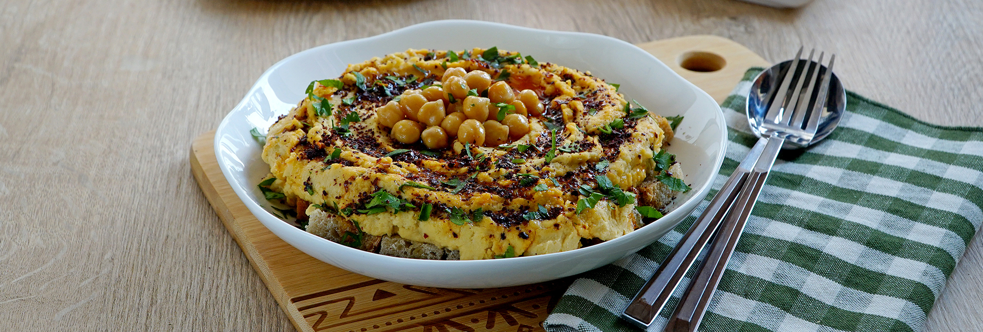 HUMUS PAÇASI